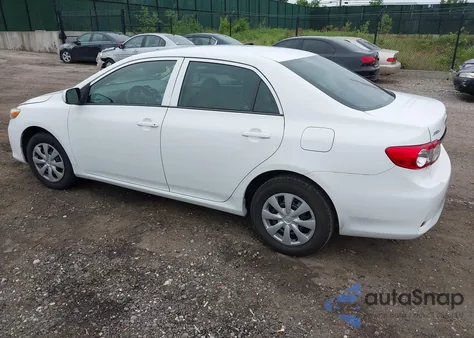 2013 Toyota Corolla L из США, поврежденный, VIN 2T1BU4EE4DC975380